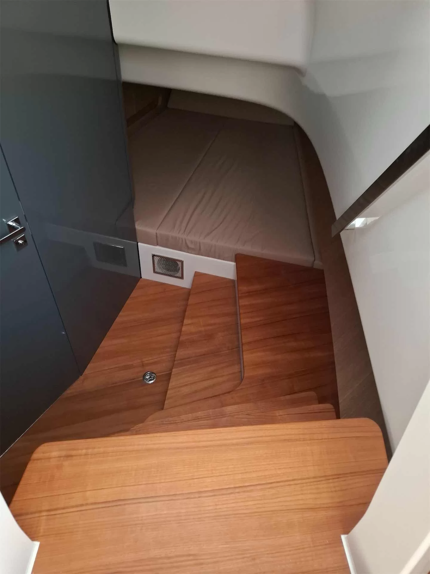 Yacht gallery image