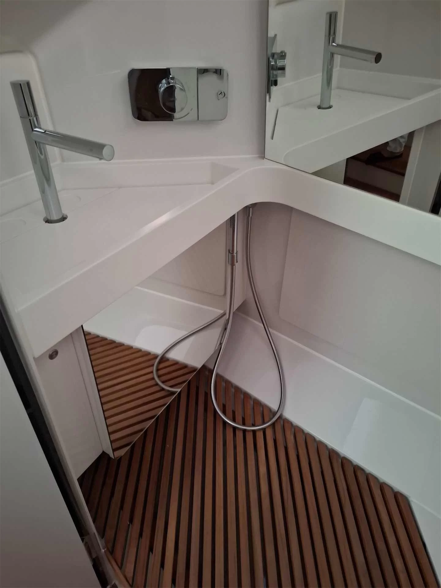 Yacht gallery image