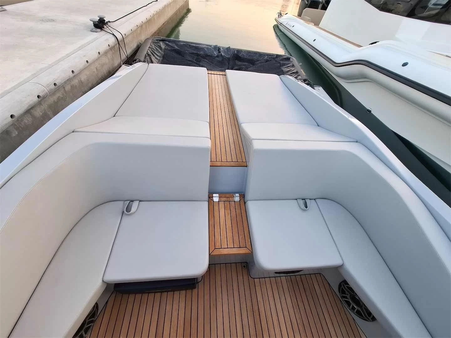 Yacht gallery image